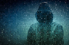 Hacker Iran Serang Perusahaan...