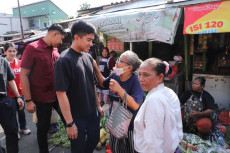 Safari Politik ke Semarang,...