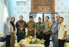 Wali Kota Padang Hendri...