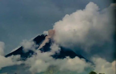 Gunung Merapi Kembali...