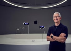 Apple Vision Pro: Spesifikasi,...