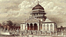8 Kerajaan Islam di...