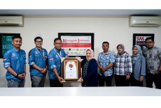 Rahasia Ini Membawa...