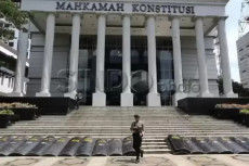 MK Diyakini Memutus...