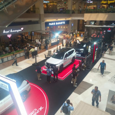 Mitsubishi Resmi Hadirkan...