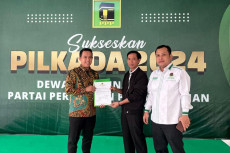 Sespri Iriana Jokowi...