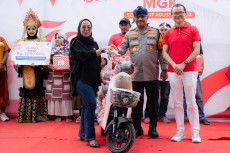 Lihat Aktivitas Warga,...