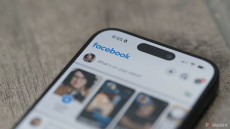 Cara Mencari Akun Facebook...