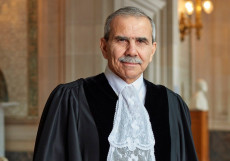 Profil Nawaf Salam,...