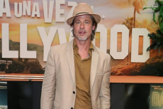 Reaksi Brad Pitt atas...