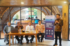 Pertahankan Laut Natuna...