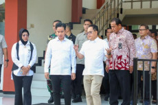 Di Hadapan Wapres Gibran,...