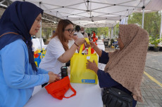 Perkuat Hubungan dengan...