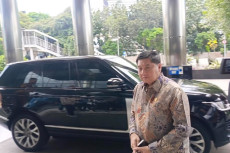 Maruarar Sirait hingga...