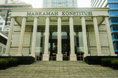 Putusan MK Melarang...