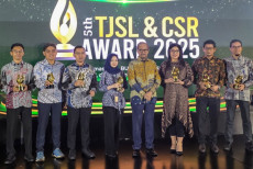 Petrokimia Gresik Optimalkan...