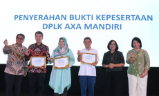AXA Mandiri Kelola Lebih...
