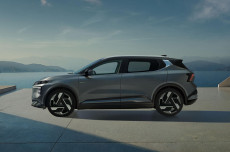 Mitsubishi Eclipse Cross...