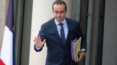 5 Alasan PM Prancis...
