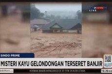 DPR Endus Banjir Sumatera...