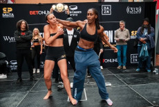 Danielle Perkins Kejutkan...