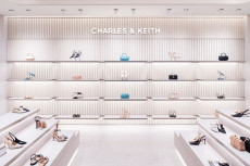 CHARLES & KEITH Luncurkan...