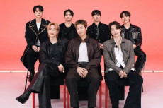 BTS Dinobatkan Jadi...