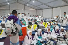 Perjalanan Haji di Mina,...