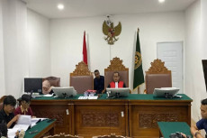 PN Jaksel Gelar Sidang...