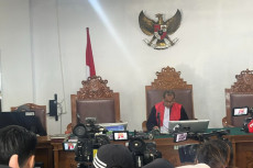 Pengadilan Negeri Jaksel...