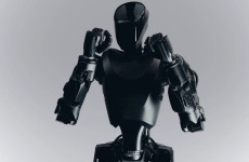 5Keunggulan Robot Humanoid...