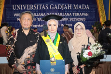 Cerita Fulviana, Mahasiswa...