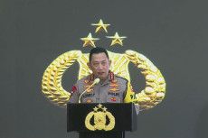 3 Pati dan Pamen Dimutasi...