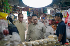 Dudung Sidak Pasar Induk...