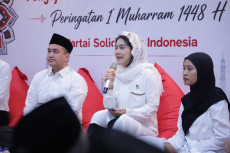 Peringati Tahun Baru...