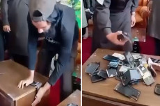 Taliban Larang Warga...