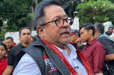 Jakarta Rawan Sinkhole,...