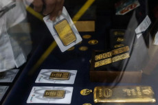 Harga Emas Malas Bergerak...