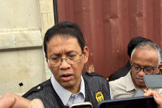 Purbaya Santai Tanggapi...