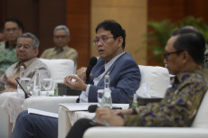 Purbaya dan Kepala BGN...