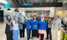 Ikuti Forum Internasional...