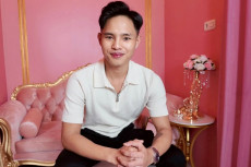 Tampil Stylish Tak Harus...