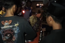 Tangis Pecah di Indramayu,...