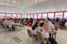 Dilengkapi Berbagai...