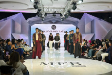 58 Desainer Ramaikan...