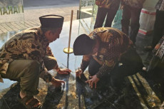 Fenomena Matahari Tepat...