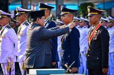 Presiden Prabowo Pimpin...