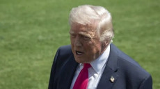 Trump Ungkap Iran Sedang...