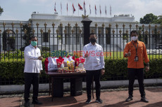 Pemerintah Mulai Distribusikan...