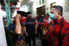 Wawali Surabaya Whisnu...
